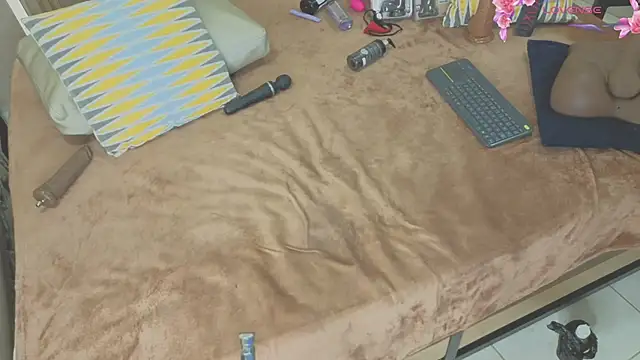 sabrina_shark_ webcam