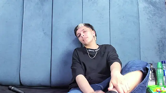 Megan_Thompson_ webcam