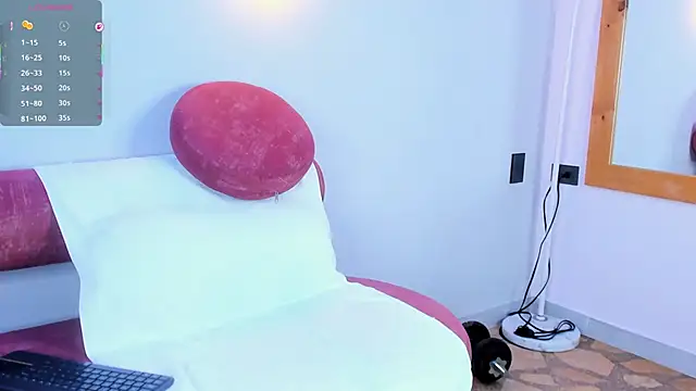 Travis_lenox_ webcam