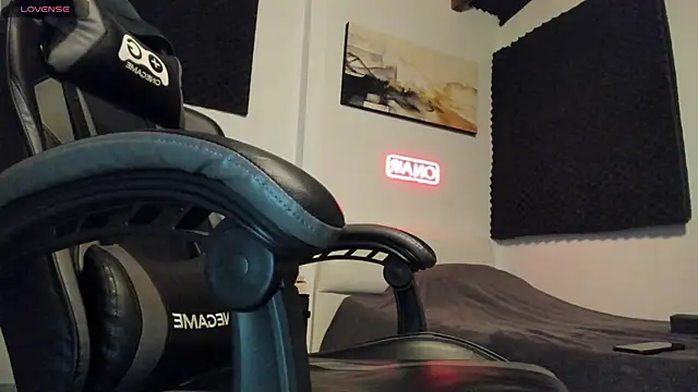 LucianSinclair webcam