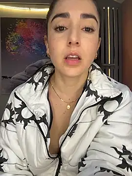 vicky-andrade (F young) - 3 Fingers In Ass