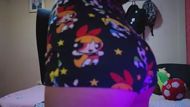 isabelle_pretty webcam