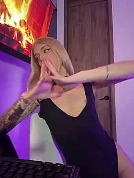 Courtney_gonet's room