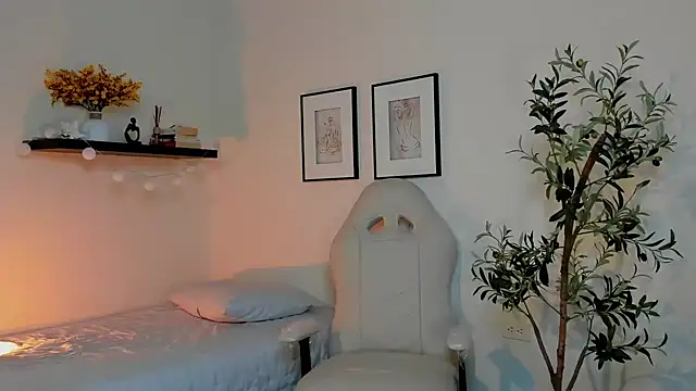 isabella-garcia- webcam