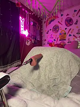 TranSexualJade95's room