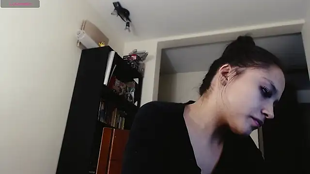 Agatha_Dubois4_ webcam