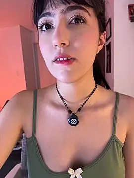 HinaSweet from StripChat is Freechat