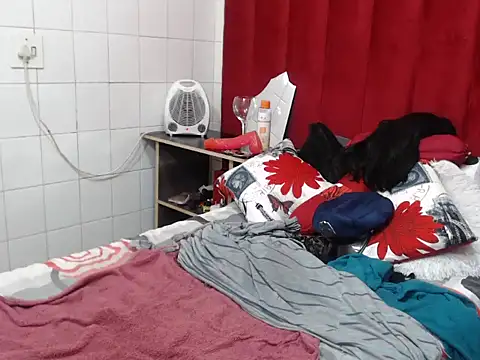 SexySweetCandyX webcam