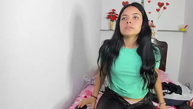 Aura_velour21 webcam