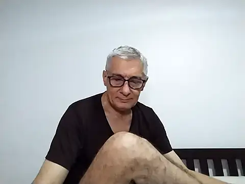 BIGUNCUTHARDCOCK webcam