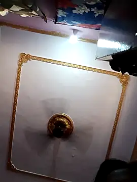 Your_Favourite_Madhuri webcam