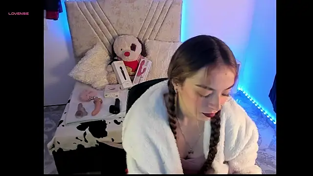 Mia_Victoria22 webcam