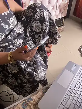 White_Truffel webcam