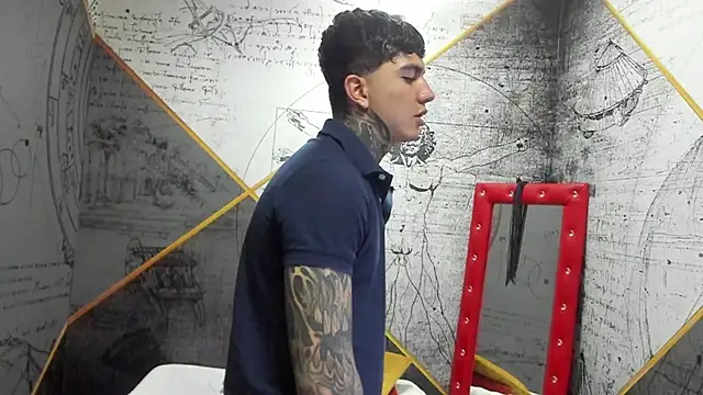 Gury_tattoo webcam