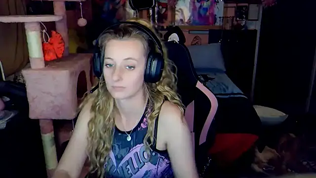 YourSecretGF963 webcam