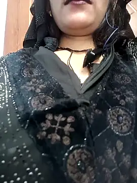 Webcam Model (Aafreen_36)  is live.Free join now!