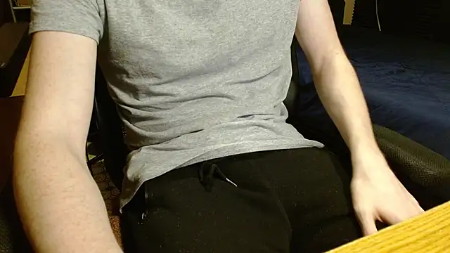 readytocome90 webcam