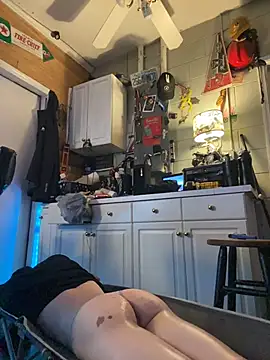 Twist_N_Tease webcam