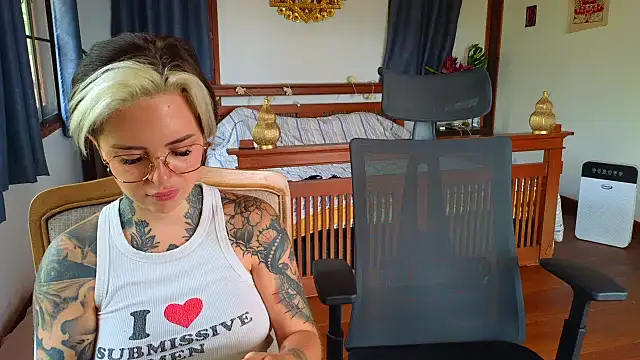 Alexandersonxo webcam