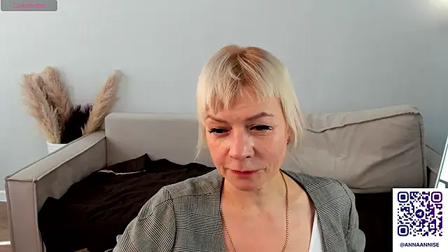 Ann_Annise webcam
