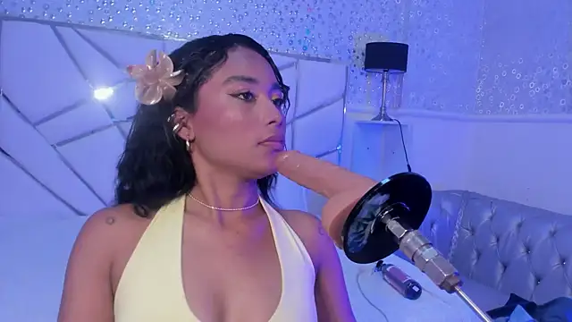 Horny_Brunette_ webcam