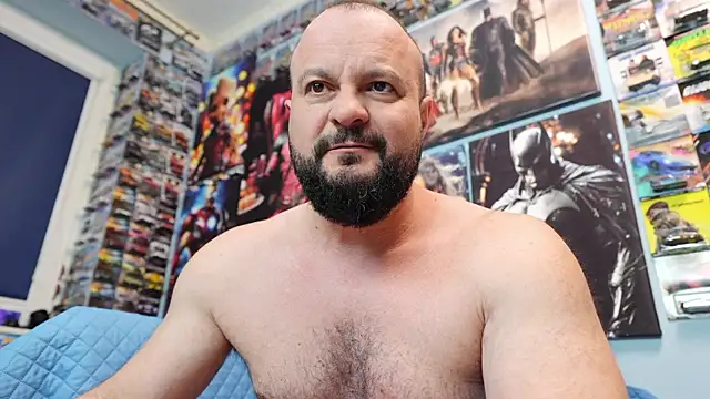 Muscle_Bear webcam