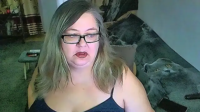 sex2 (F mature) - naked, squirt