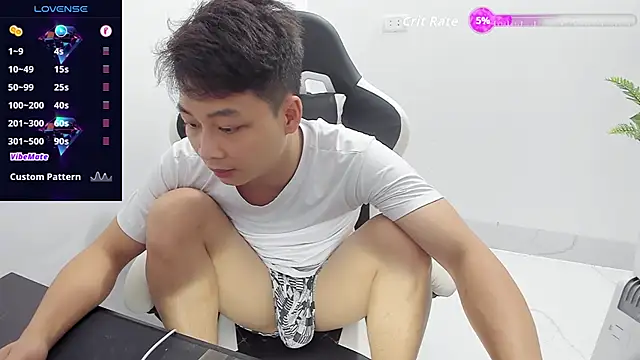 naughty___asian (M young) - teasing my dick