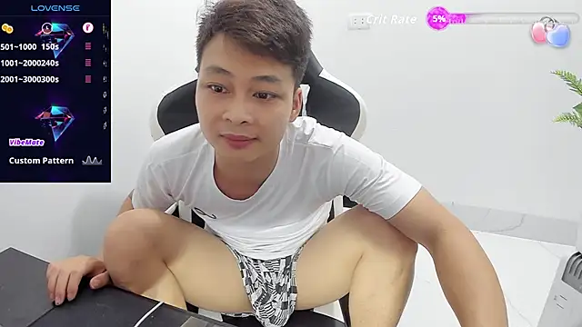 naughty___asian (M young) - teasing my dick