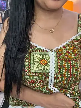 escape_with_me live sex cam