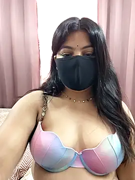 Webcam Model (Half_girlfrnd_530)  is live.Free join now!