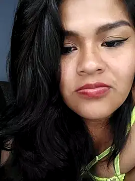 karin_39 (F young) - Desnuda 👀🥵🥵