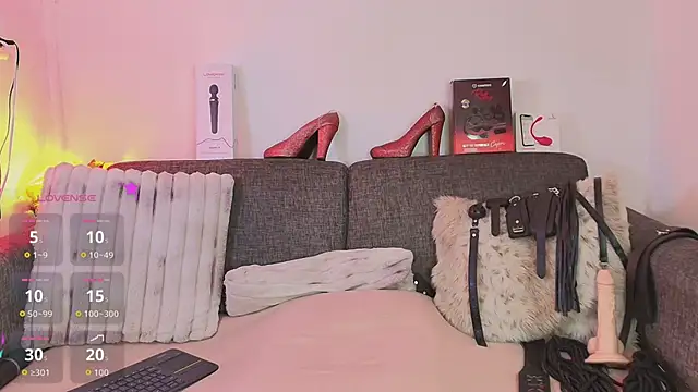 Preview of angela_mature49