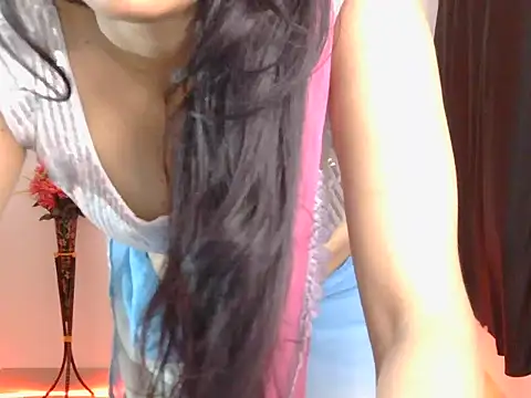 miss_ragni webcam