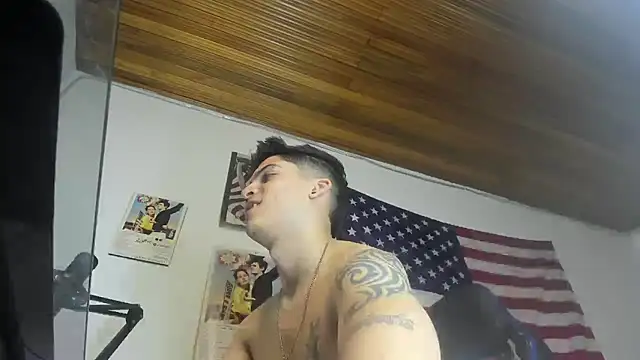 charlie_hotxxx webcam