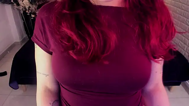 crimson_tati_ webcam