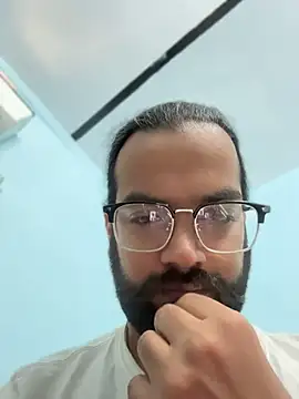 Arsh_Loves_Luv webcam