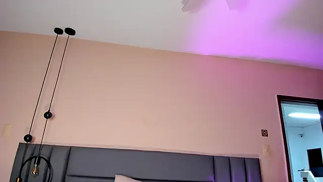 Zamira_Taylor webcam