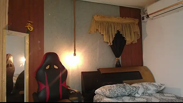 black_king_241 webcam