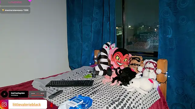 littlevalerie webcam