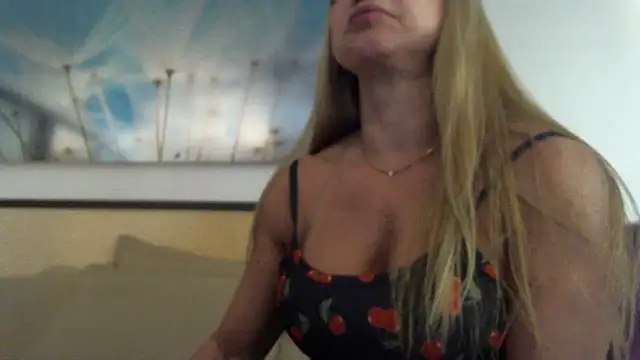 Mirianzapata_1 webcam