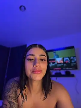 AlannaEvons webcam
