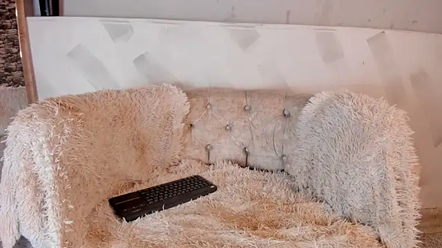 VioletWinters webcam