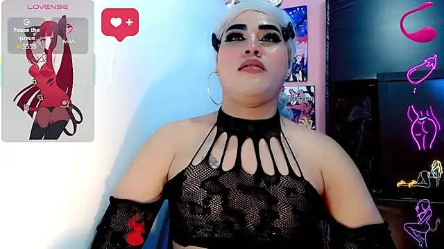 Alice_Yermanotta webcam