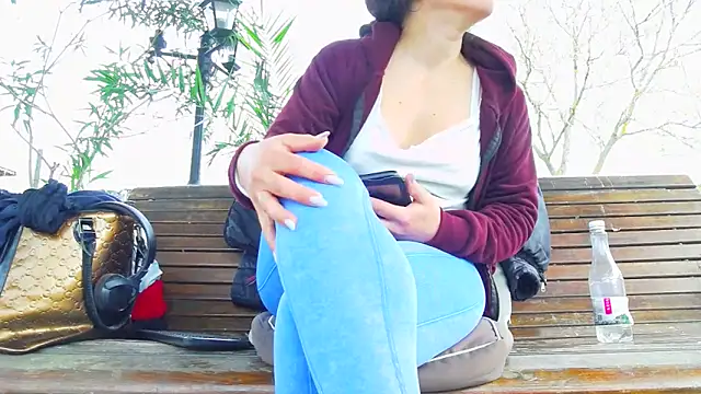 PublicBigLabia webcam