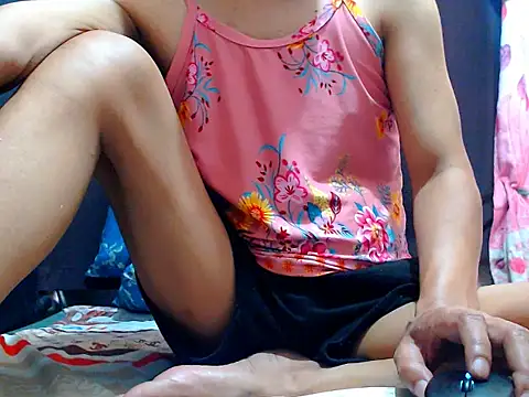 AwesomeMistress_Bigcock webcam