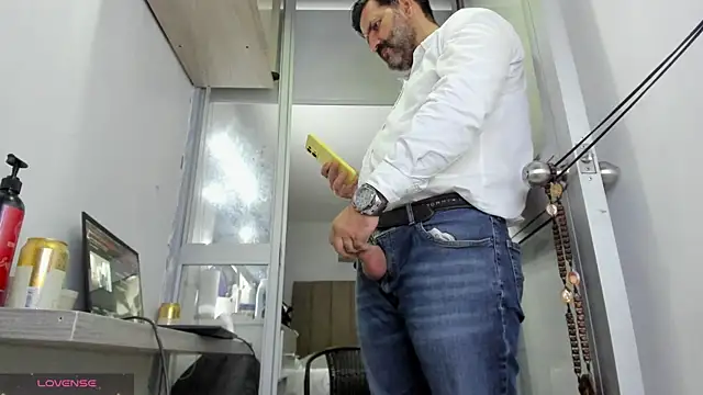 Maxi_thebig_daddy webcam