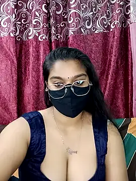 Webcam Model (Jasmine_jaaan)  is live.Free join now!