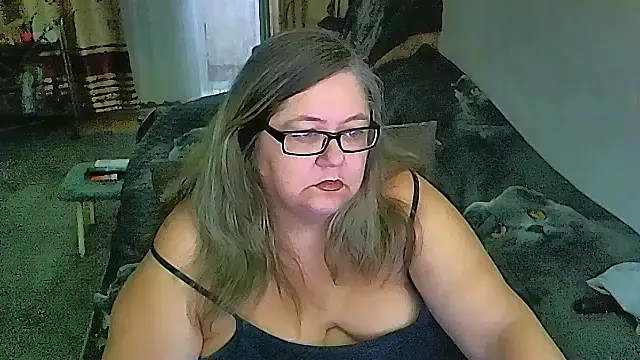 sex2 (F mature) - naked, squirt