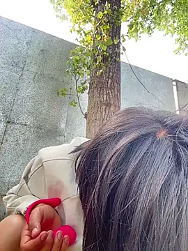 美女goudanlove在线直播